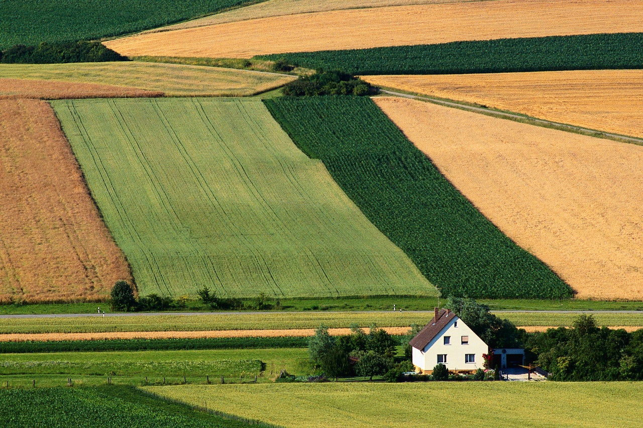 cancer-takes-a-bigger-toll-in-rural-america-cdc-finds-cbs-news