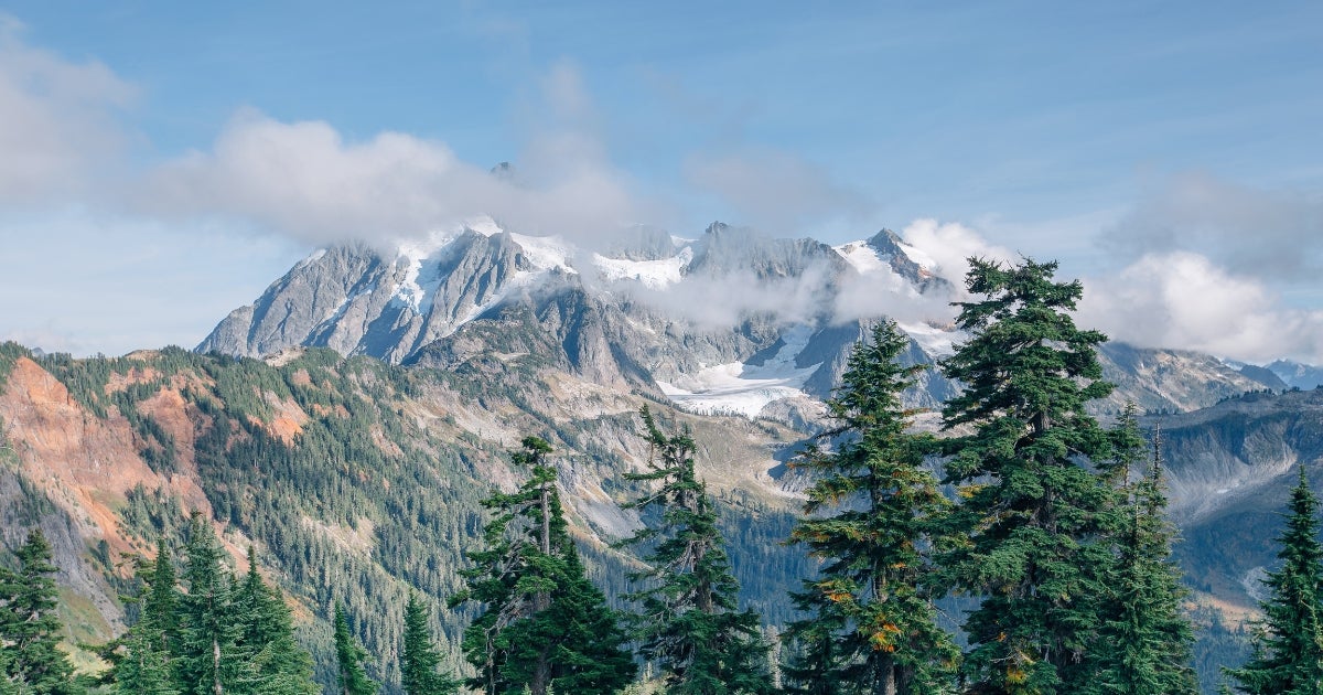 Photo of mountain in Washington state