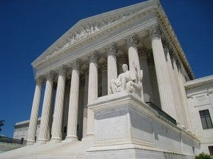 rp_640px-Oblique_facade_2_US_Supreme_Court.jpg