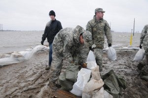 National Guard responding to flood emergencies. Source: flickr/DVIDSHUB