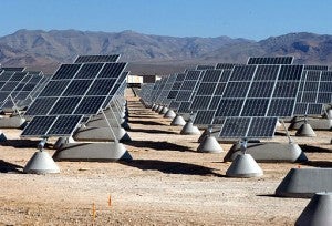 512px-Nellis_AFB_Solar_panels